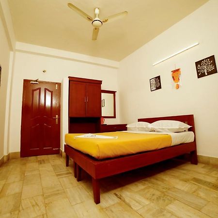 Kairali Tourist Home Guruvayur Exterior photo